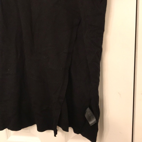 Sweater with Side Slit - Picture 2 of 3